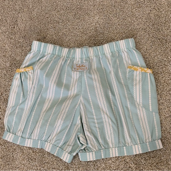 Tabitha Twinkle 5-6 shorts set and bows - Picture 8 of 11